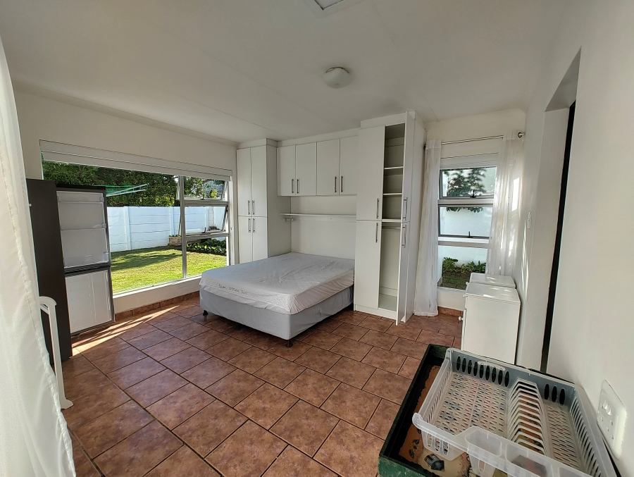 To Let 1 Bedroom Property for Rent in Stilbaai Wes Western Cape